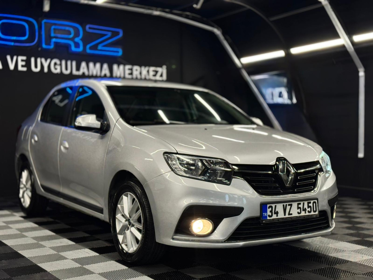 %0,99 KREDİ 2016 RENAULT SYMBOL TOUCH OTOMATİK VİTES