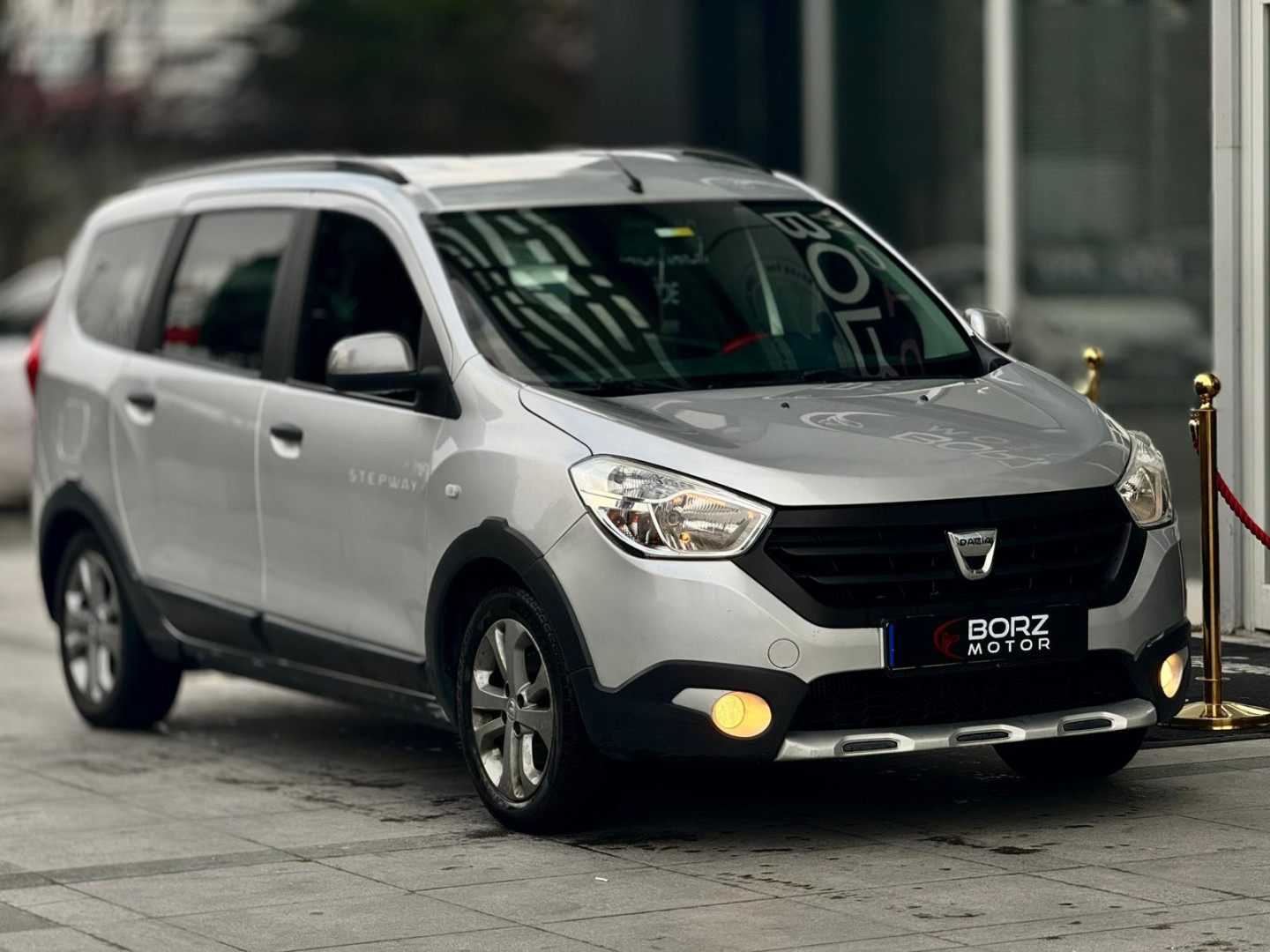 %0,99 KREDİ 2015 DACİA LODGY STEPWAY 1.5DCİ TEMİZ