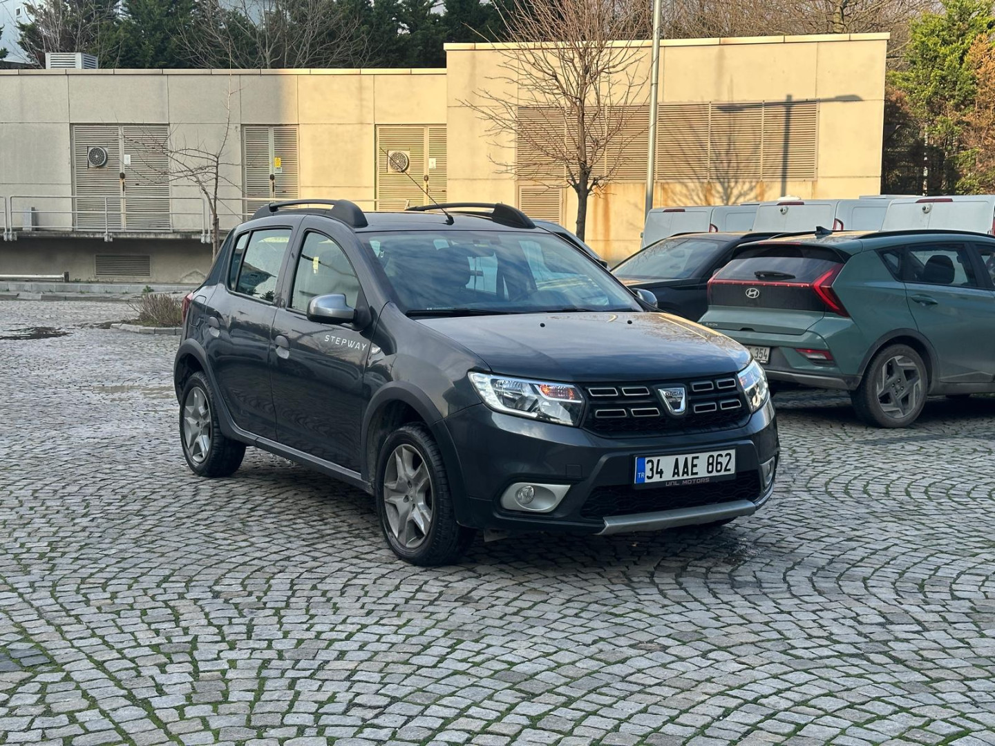 BORZ MOTOR'DAN %0,99 KREDİ 2017 DACİA SANDERO STEPWAY+HATASIZ!!!