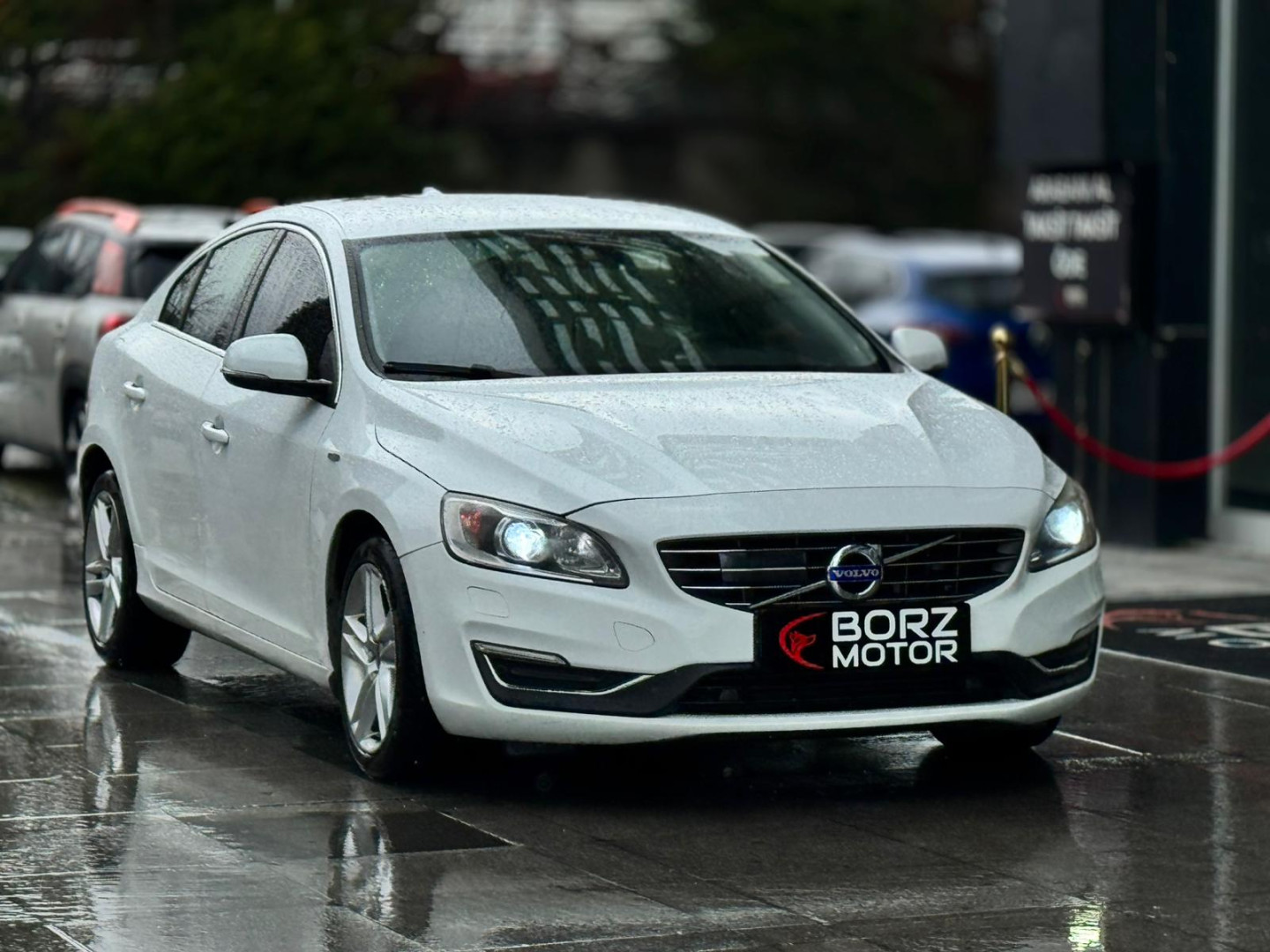 %0,99 KREDİ 2015 VOLVO S60 2.0D+OTOMATİK+KOLTUK ISITMA