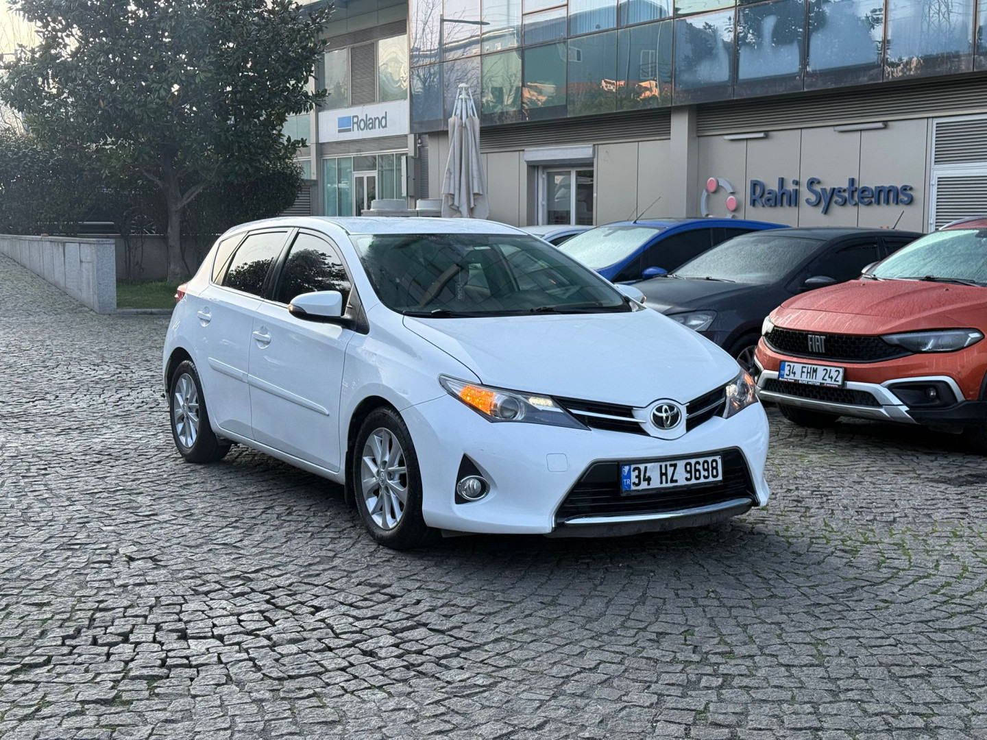 %0,99 KREDİ 2013 TOYOTA AURİS ADVANCE 1.4D-4D OTOMATİK+DEĞİŞENSİZ