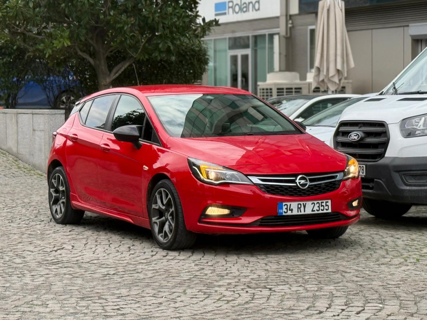  %0,99 KREDİ LANSMAN RENK OPEL ASTRA K ENJOY