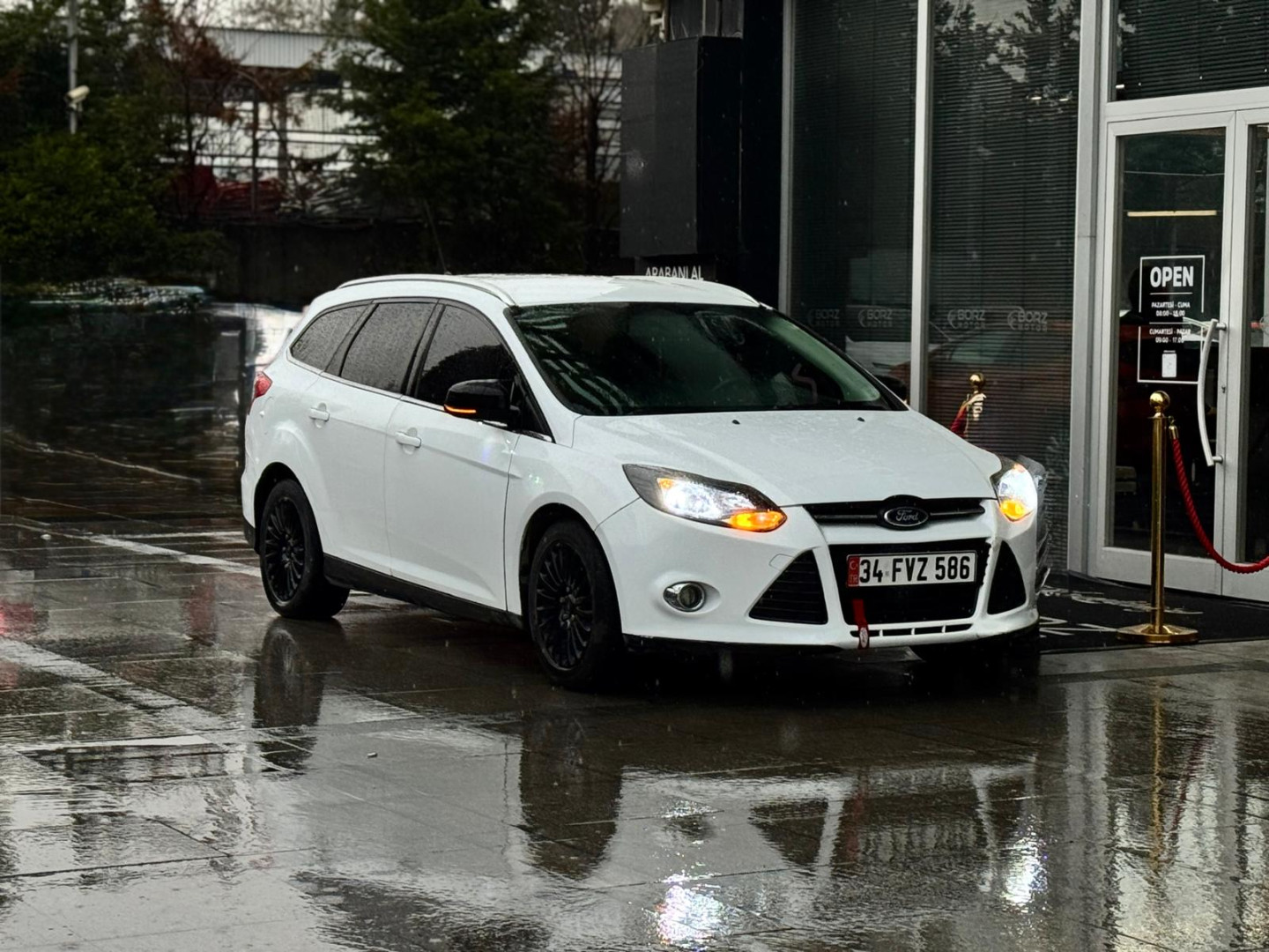 36 AY TAKSİT İMKANI 2012 FORD FOCUS 1.6TDCİ CAR PLAY+AMBİYANS AYDINLATMA 