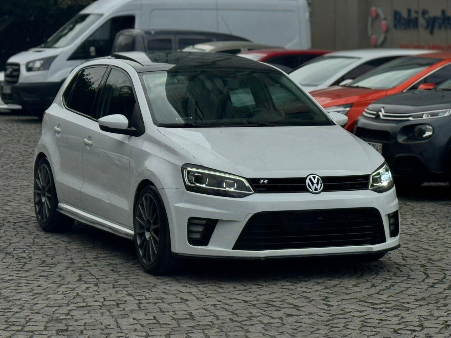 VW POLO 1.4 TDİ+COMFORTLİNE+SUNROOF+R DÖNÜŞÜM+OTOMATİK