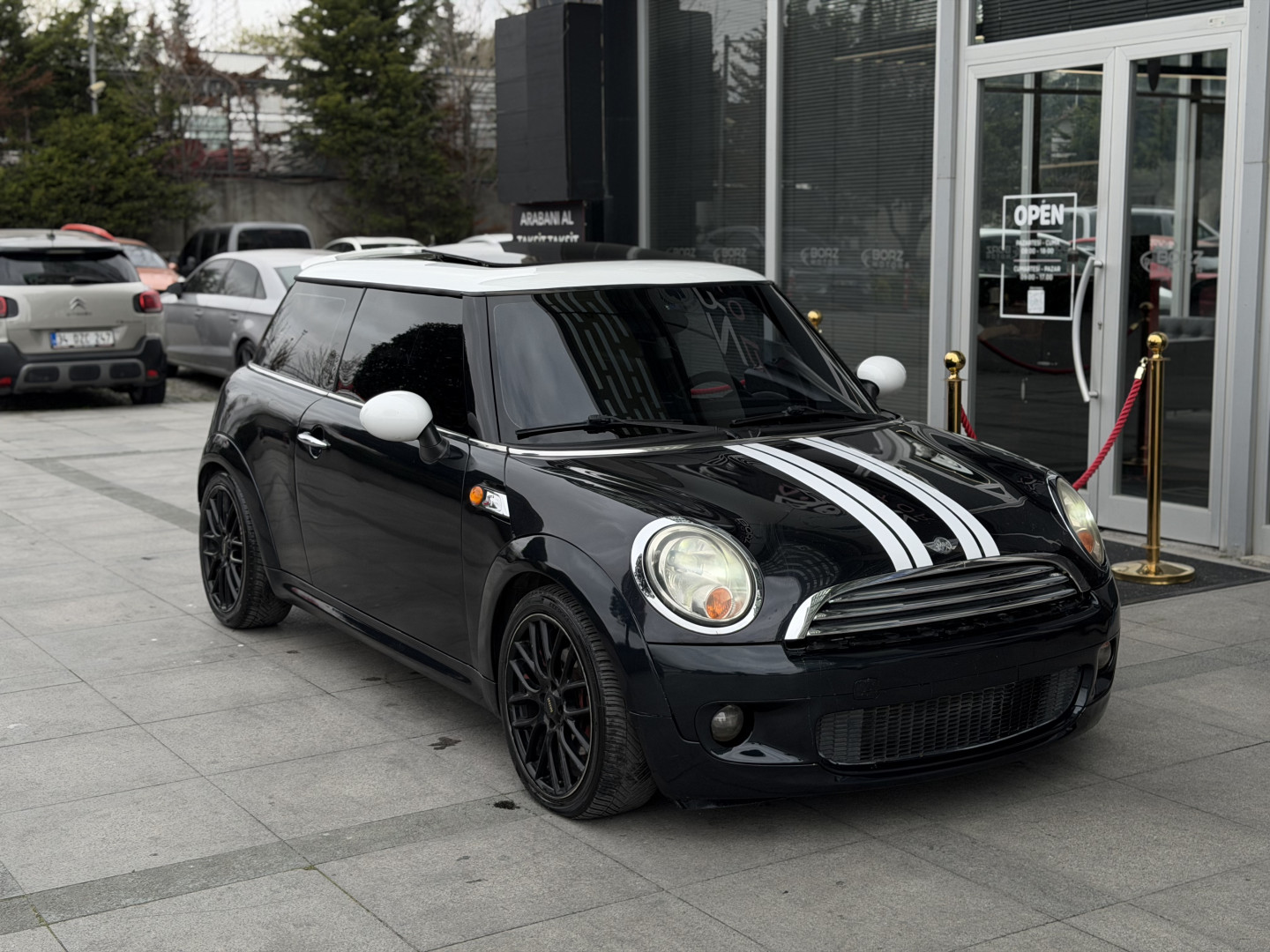 BORZ MOTOR'DAN 36 AY TAKSİT MİNİ COOPER TÜRKİYE PAKET+OTO+SUNROOF+TRAMERSİZ+DEĞİŞENSİZ