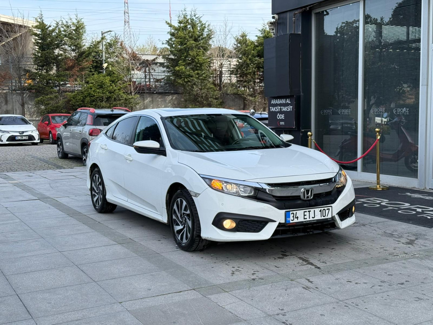 %0,99KREDİ 2018 HONDA CİVİC 1.6 DTEC+CARPLAY+OTO+SUNROOF