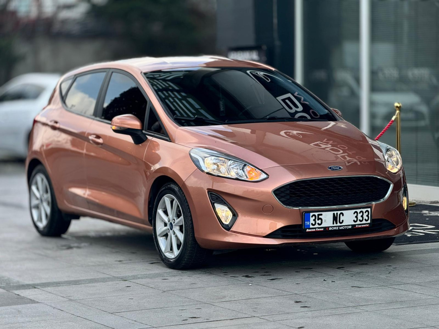  %0,99 KREDİ 2018 FORD FİESTA 1.0ECOBOST+OTOMATİK VİTES+TREND
