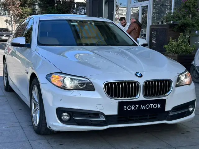 BORZ MOTORDAN 36AY TAKSİT 2015 BMW 520i HATASIZ SUNROOF OTO. F10