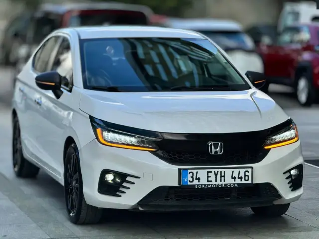 BORZ MOTOR'DAN 369.000TL PEŞİNATLA 2021 HONDA CİTY 1.5 EXECUTİVE