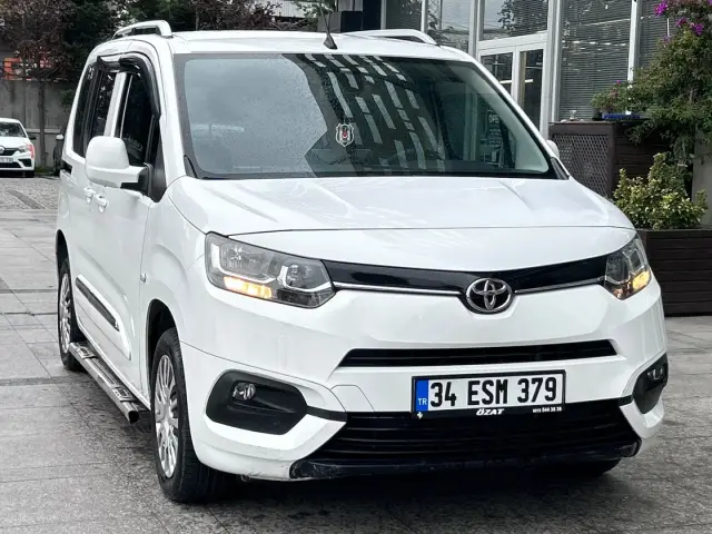 BORZ MOTORDAN 339.000TL PEŞİNAT 2021 TOYOTA PROACE CİTY HATASIZ