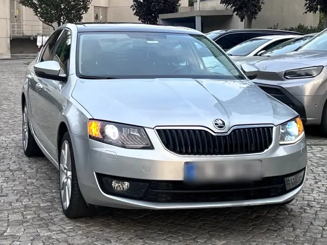 BORZ MOTOR'DAN 450.000TL PEŞİNAT İLE OCTAVİA+SNROF+YARIDERİ KLTK