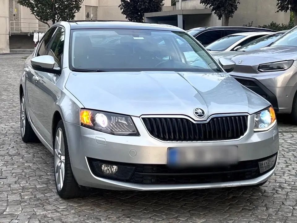 BORZ MOTOR'DAN 450.000TL PEŞİNAT İLE OCTAVİA+SNROF+YARIDERİ KLTK