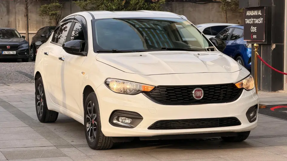 BORZ MOTOR'DAN 2020 FİAT EGEA 1.6 MULTİJET OTOM. K.K12 AY TAKSİT