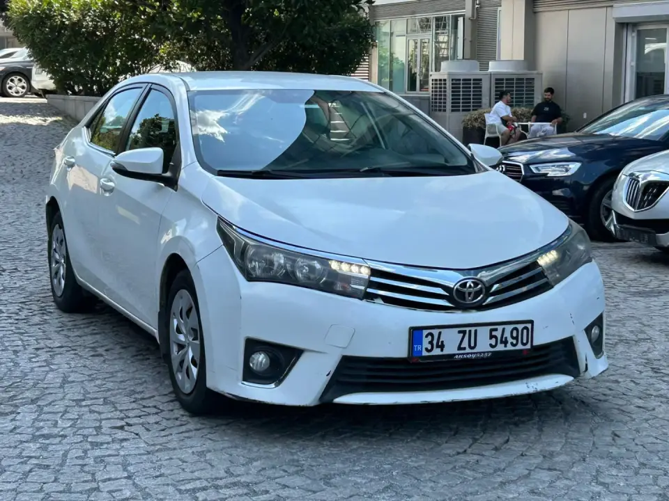 BORZ MOTOR'DAN 280.000TL PEŞİNAT TOYOTA COROLLA 1.4D-4D OTOMATİK