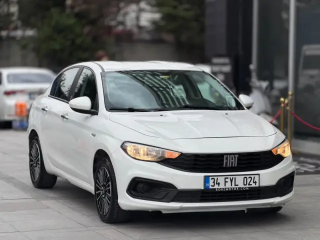 BORZ MOTOR'DAN 299.000 TL PEŞİNAT 2022 MODEL FİAT EGEA 1.5 T4 HYBRİD EASY 