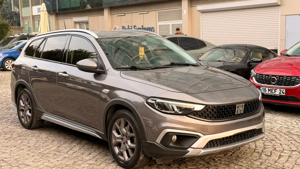 BORZ MOTOR'DAN 410.000 TL PEŞİNAT İLE 2022 FİAT EGEA CROSS 1.6 MULTIJET URBAN HATASIZ+OTOMATİK